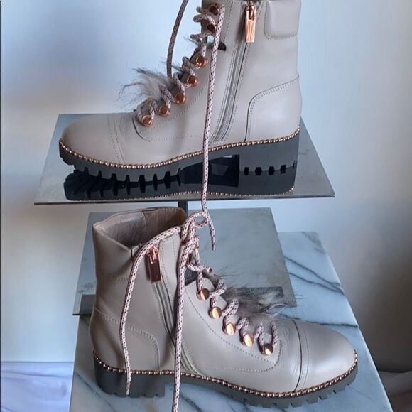 CECELIA NEW YORK GENUINE FOX FUR TRIM IN CONCRETE - Picture 4 of 5